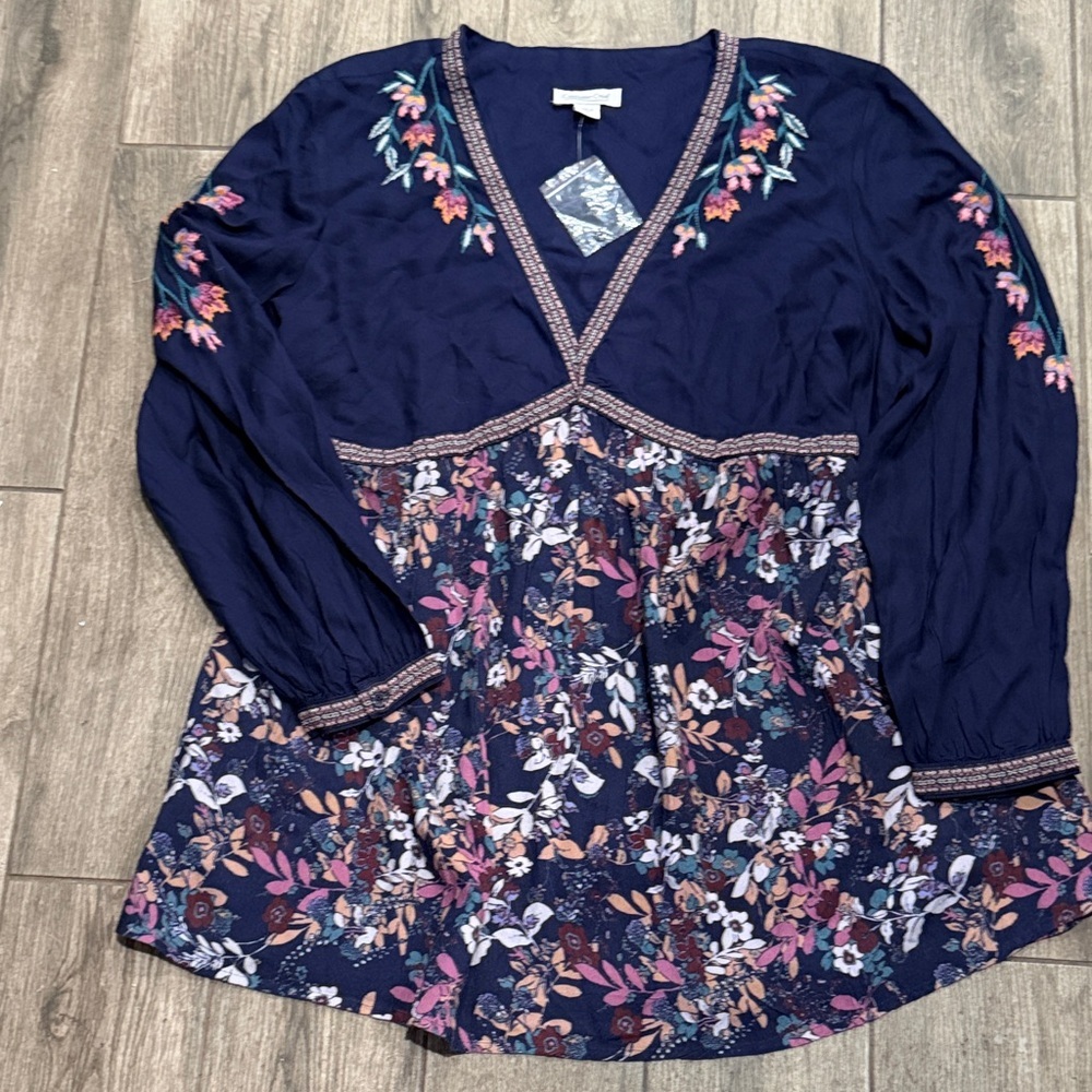 NWT Coldwater Creek Navy Floral Embroidered Boho Blouse/ Mini Dress Chic - Picture 2 of 6